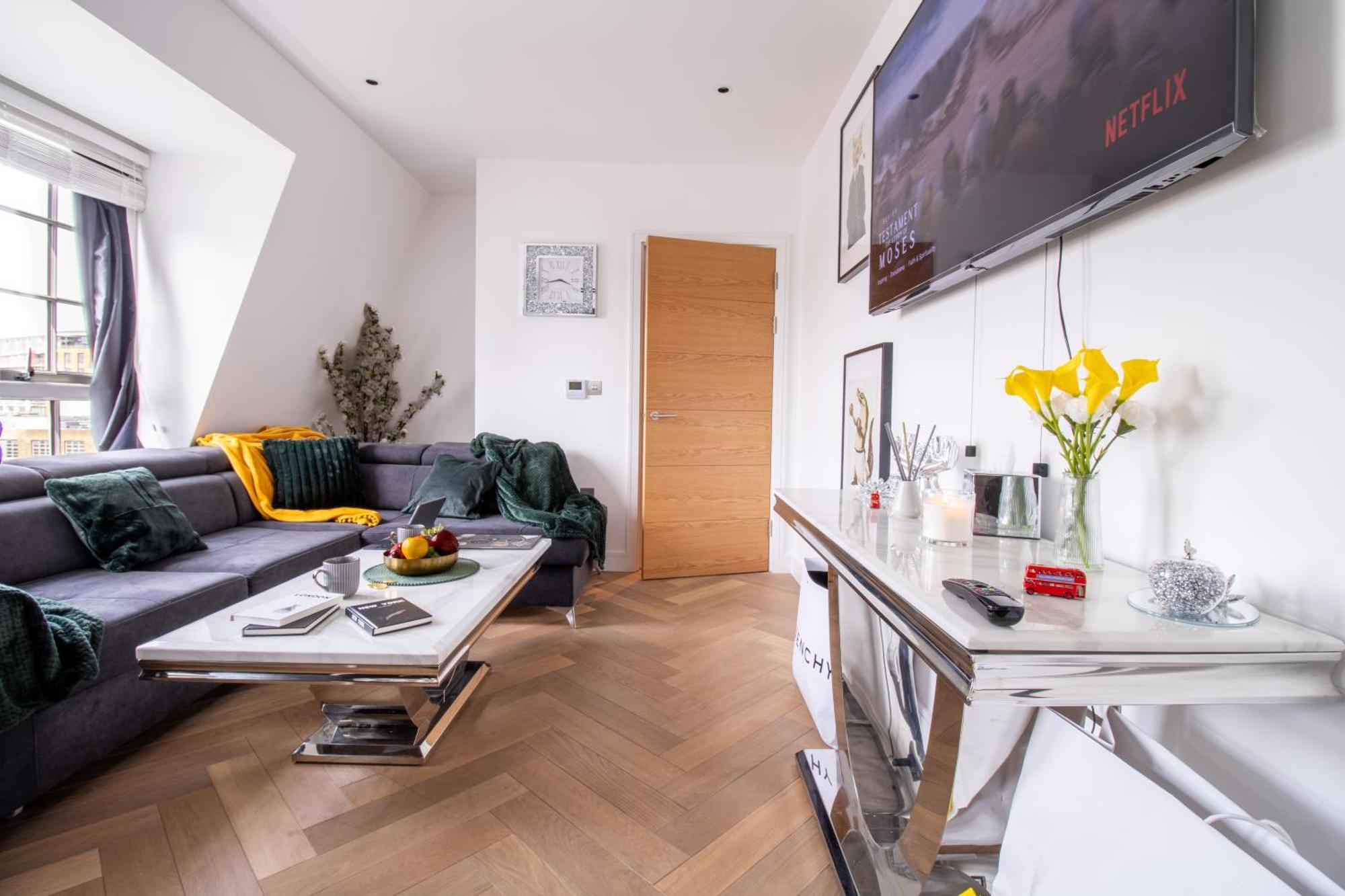 Luxurious 1-Bedroom Penthouse In Marble Arch 71 Londres Exterior foto
