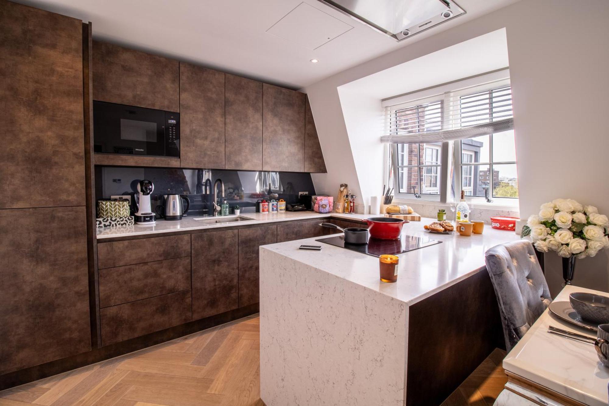 Luxurious 1-Bedroom Penthouse In Marble Arch 71 Londres Exterior foto