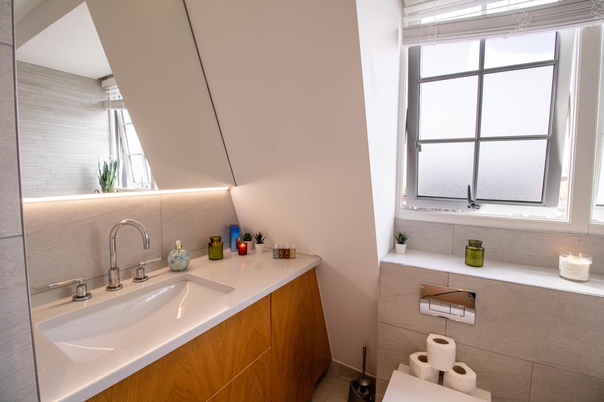 Luxurious 1-Bedroom Penthouse In Marble Arch 71 Londres Exterior foto